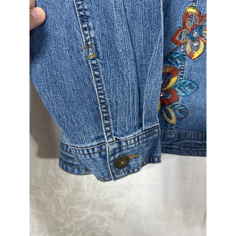 Vintage Jean Jacket 24W Embroidered Beaded Floral Blue Denim - Picture 2 of 9